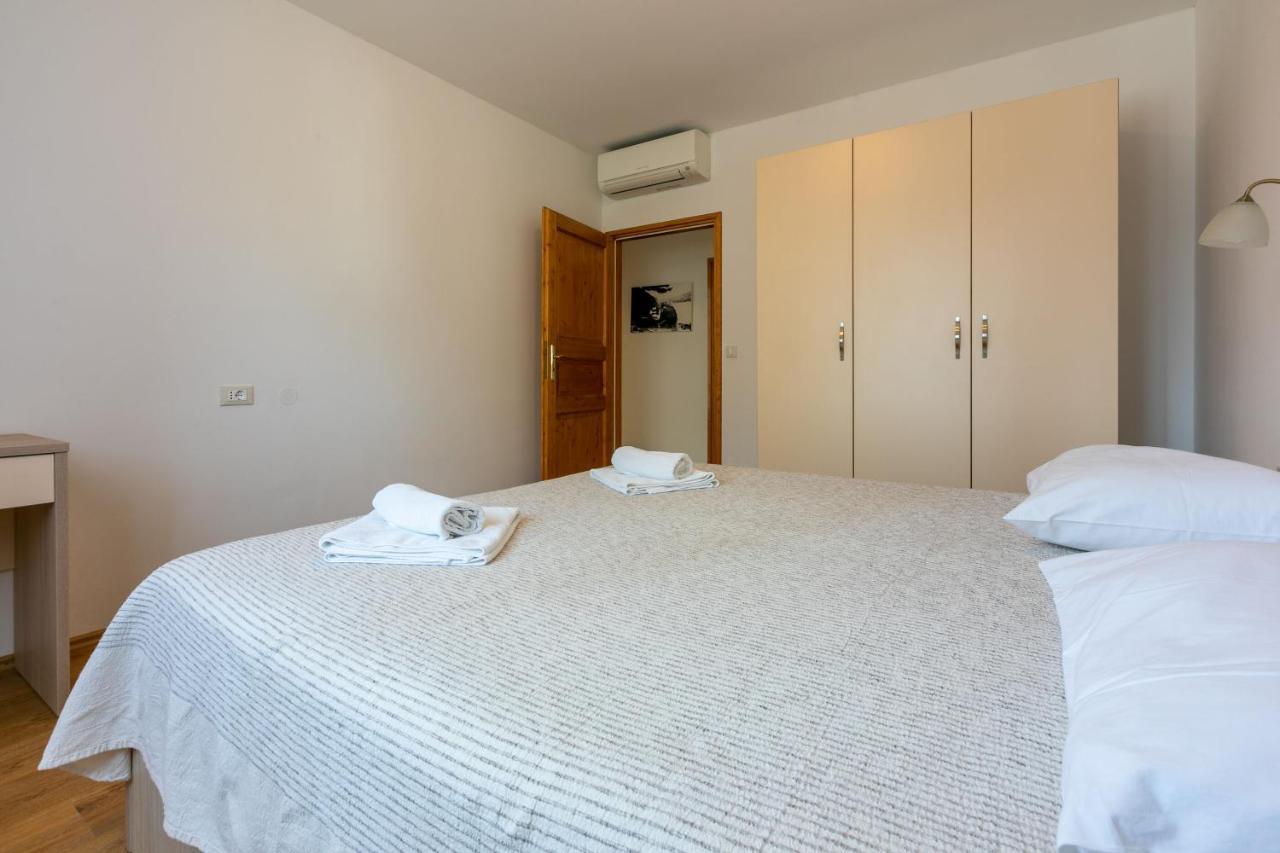 Villa House Marija Lopar Esterno foto